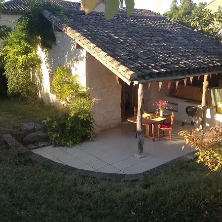 Летний дом Puechblanc Et D'hote Dans Le Triangle D'or Gaillac-albi-cordes Sur Ciel